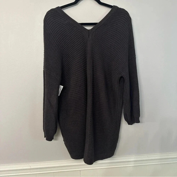 Altar'd State Charcoal Gray V-Neck Lace Up Cozy Hi-Low Sweater Sz Sm GUC - Picture 10 of 10